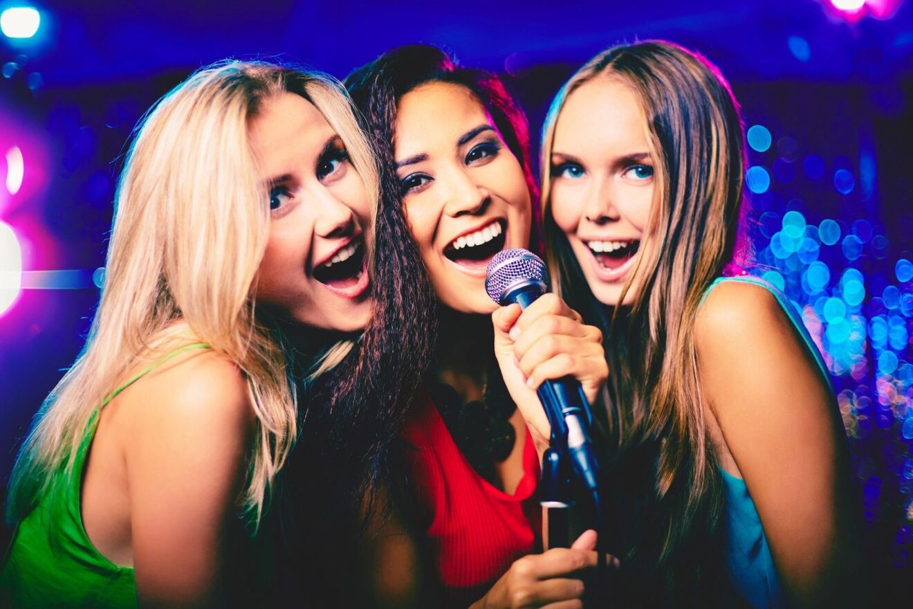 15 Best Karaoke Songs of All Time goldmarkvinyl